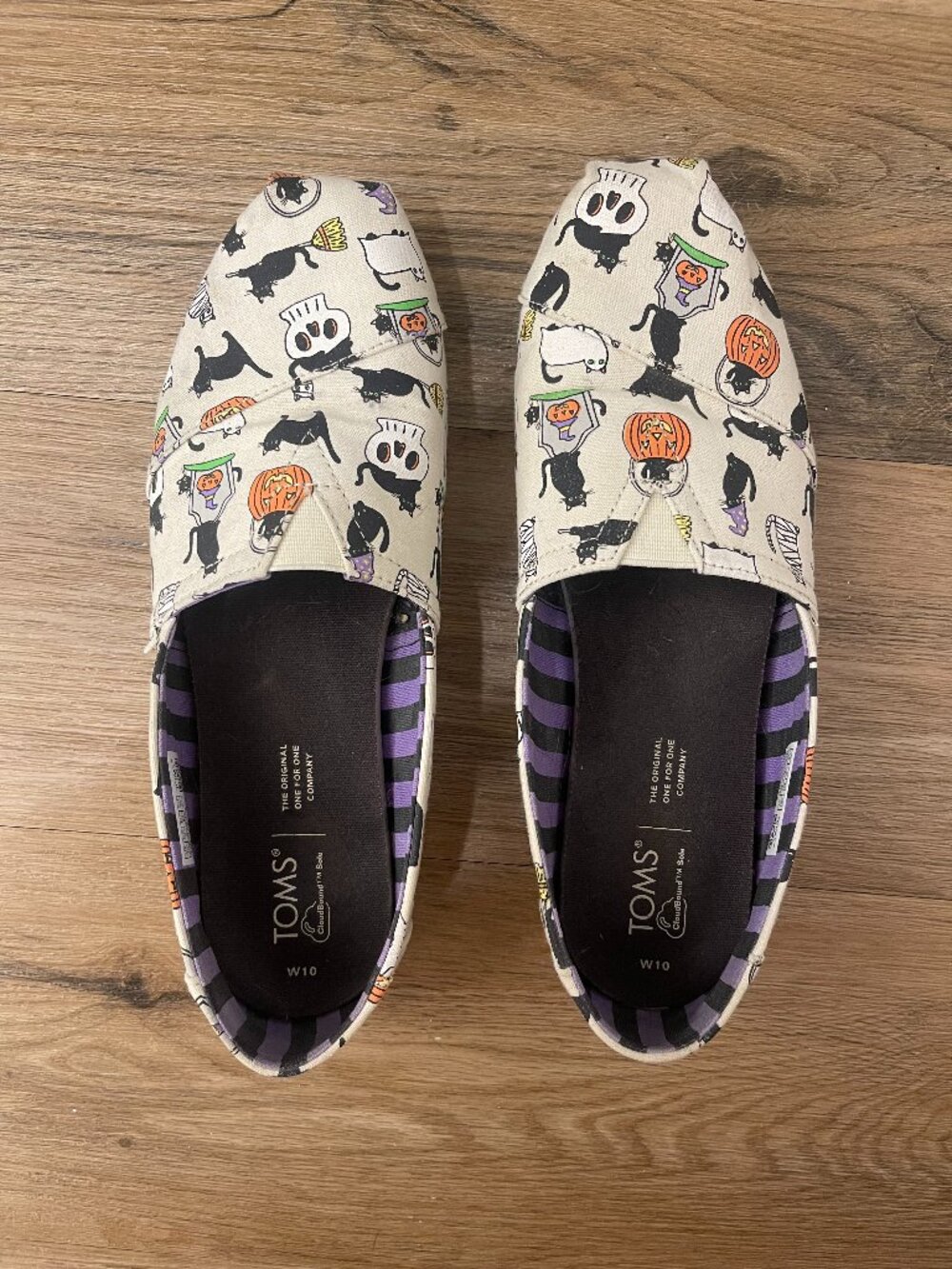 Halloween Black Cat Toms - Size 10 Womens